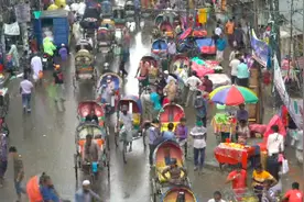 新冠死亡率不到1.4%，孟加拉国首都恢复繁忙景象视频封面