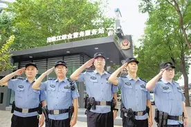 吕建江走后，他们都是“老吕”图片