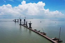 深中通道或提前通车，翠亨新区建设加速，7月份固投近20亿图片