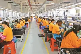 351张图片解码深圳扶贫模式图片