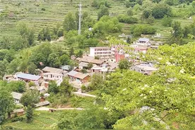 陡红村：昔日贫困村 旧貌换新颜图片