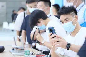高刷新率，手机必备新功能？图片