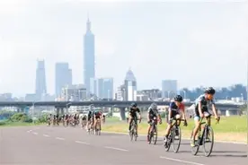 台北打造“自行车城市”图片