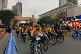 穿越丝绸之路（国际）山地自行车多日赛在兰州开赛图片