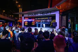 戏梦成都之夜，货拉拉戏剧大篷车惊艳成都图片