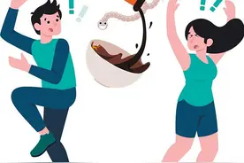酱油屡次被曝生蛆，海天味业市值蒸发超千亿图片