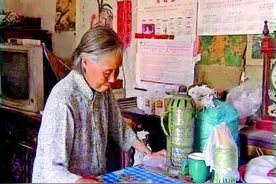 “沂蒙红嫂”宋炳锋去世，90岁高龄还慰问驻训部队图片