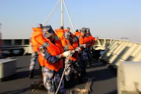 想知道随军舰“出海”是什么样子？安排图片