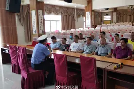 加强校园安全宣传，做好校车司机培训图片