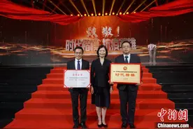 “时代楷模”——决战在“重症高地”的“尖刀连”图片