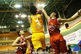 警惕！剧烈运动后 江西一男子呼吸心跳骤停被紧急抢救图片