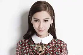 杨颖自曝有抑郁倾向，每晚看着天花板哭，靠打游戏走出人生低谷图片