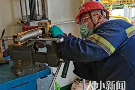 大国工匠！烟台中集来福士职工杨德将荣膺“齐鲁最美职工”图片