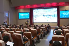 33秒丨来了不想走、留下便深爱！淄博市赴山东大学开展人才特招行动图片