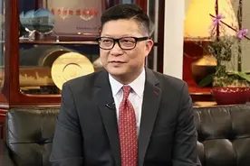 港警修订“传媒代表”定义，“一哥”邓炳强：新修订便利真正采访记者图片