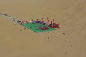 77秒 | 穿越塔克拉玛干沙漠第三条沙漠公路沙基全线贯通视频封面