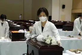 今天，接英雄回家图片