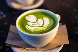 “秋天的第一杯奶茶”朋友圈火爆刷屏！英语难道就是“milk tea”？图片