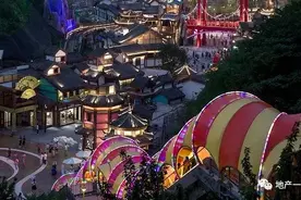重庆新晋网红打卡地开业，融创文旅版图继续扩大图片
