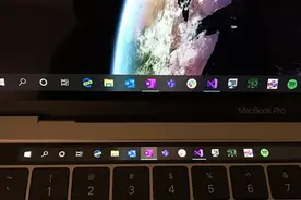 MacBook Pro换装Win10后：Touch Bar能当显示副屏了图片