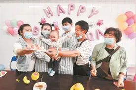 分娩前后连遇生死劫，乐观对抗病魔不认输，“哪吒妈妈”顽强意志感动病友图片