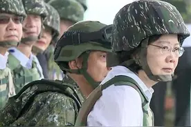 台军老兵叮嘱儿子：如果两岸开战，一枪干掉让你冲锋的长官图片