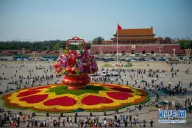张维为：我们正见证人类历史大转折，世界快速向中国倾斜图片