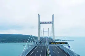 突破“建桥禁区”！平潭海峡公铁两用大桥公路面试通车图片