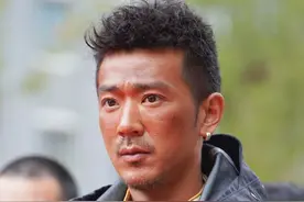 《夏天的骨头》甘孜开机 李岷城不畏高原挑战藏民生活图片