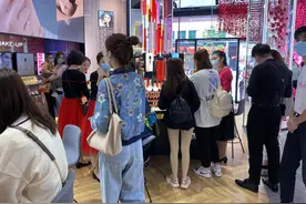 兰蔻中国旗舰店开业 中国市场因何成业绩“救星”图片