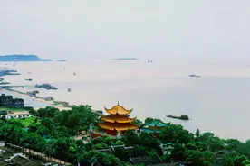 潇湘美景“八大碗”④丨岳阳：巴陵金风起 最美洞庭秋图片