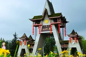导航定位错误致拥堵，四川一景区建议自驾游勿选择高德地图图片