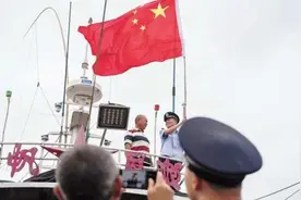 今年，是这个双警家庭夫妻俩异地分居的第四年图片