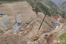 关注黄金周丨长假期间，定临高速临洮段加快建设图片