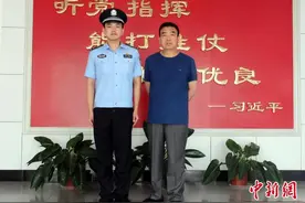 烟台长岛守岛父子共写“海岛家书”图片