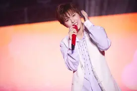 Sunnee杨芸晴：“我才24岁，我还年轻！”图片