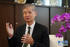 香港特区政府致力于解决疫情下的就业困局——专访劳工及福利局局长罗致光图片
