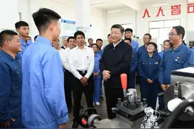 “十三五”，总书记关心的这些事：这五年，就业门路更宽广图片
