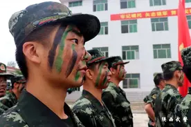 军歌嘹亮┃新训队里飞出快乐的歌图片