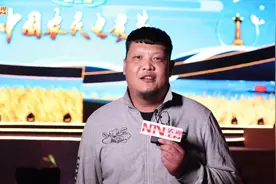 光影三农丨他把泥巴玩出新高度！创收百万元，还用泥巴还原亮剑、地道战图片
