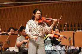 上交乐队迎来95后首席，柳鸣是怎样一鸣惊人的？图片