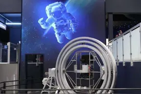 太空中失重是怎样的感受？眼泪流不出，味觉不敏感图片