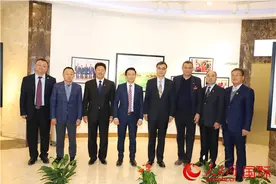 中石油大庆塔木察格公司成立15周年图片展在乌兰巴托开幕图片