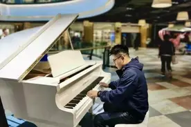 谁说工作会“毁”了爱好？铁路小哥哥组团辟谣图片