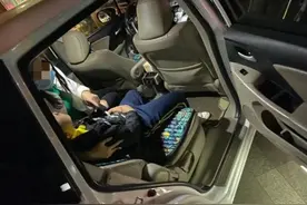 儿童被奶酪棒卡住喉咙 警车开道紧急送医图片