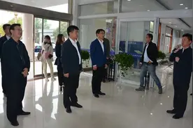 省委政法委调研组到大坞镇调研图片