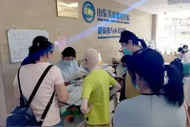11月22日开诊！济南亮康眼科设立“白化症国际关爱门诊”图片