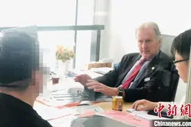 疫情下守望相助 中欧专家携手救治中国疑难神经外科患者图片