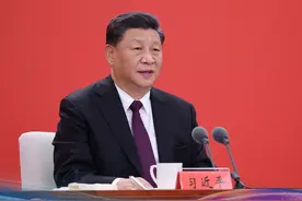 ［时政］习近平在深圳经济特区建立40周年庆祝大会上发表重要讲话图片