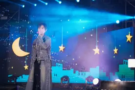 Sunnee杨芸晴：黄子韬是孩子王，我是孩子后图片